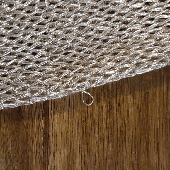 Metallic Gold L/S Crop Top - Picture 7 of 7